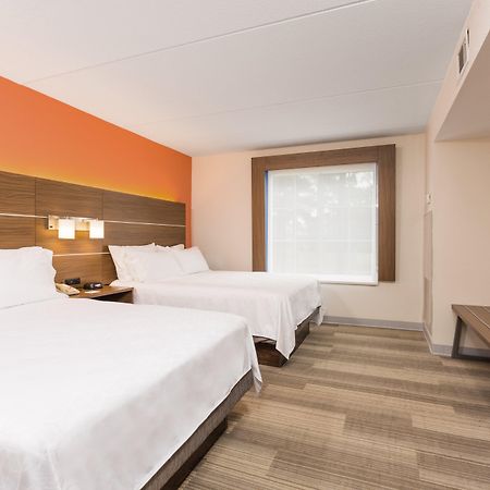 Holiday Inn Express Hotel And Suites Petersburg - Fort Lee, An Ihg Hotel Esterno foto