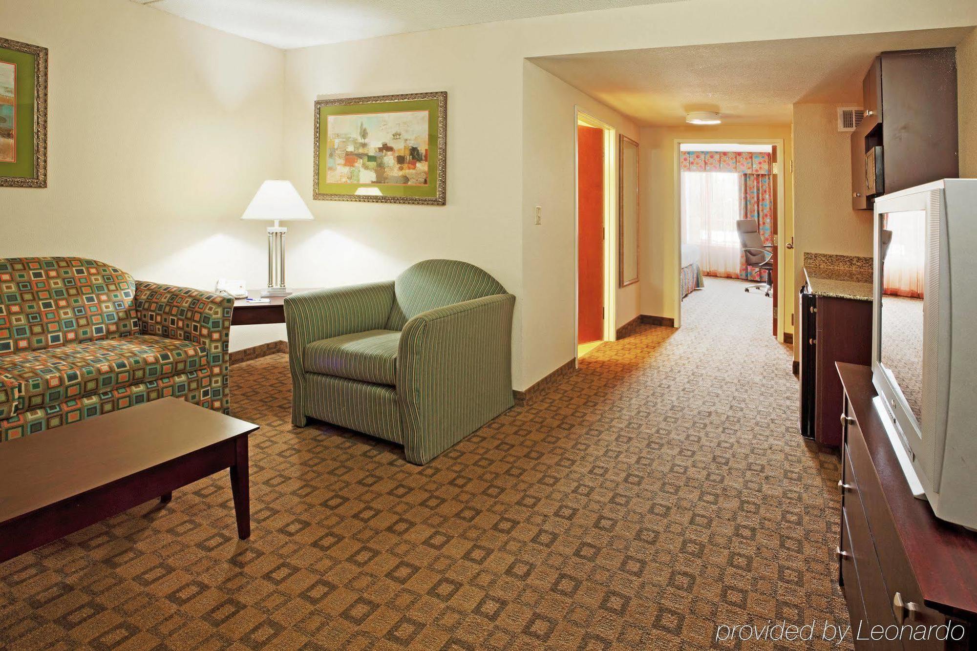 Holiday Inn Express Hotel And Suites Petersburg - Fort Lee, An Ihg Hotel Esterno foto